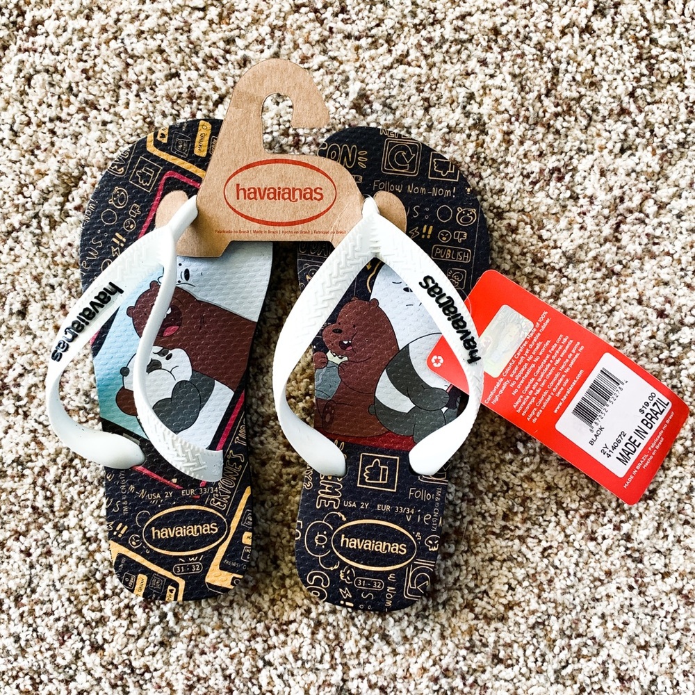 NWT Havaianas kids sandals. Size 2Y.